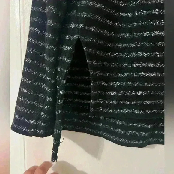 Madewell Marled Stripe Boxy High Low Long Sleeve Sweater in Black White M (C115) - Picture 3 of 10